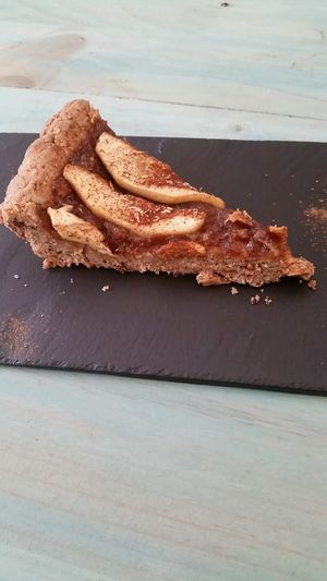 apple tart at Amaranta Biobar in Valencia