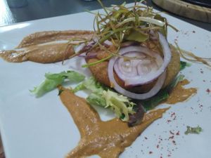 Vegan Burguer de Alubias y Mijo at Amaranta Biobar in Valencia