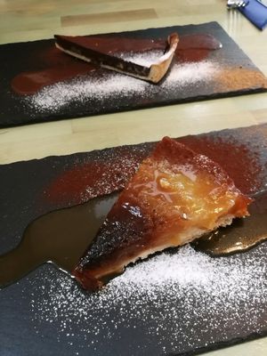 Delicious apple pie and chocolate tarte  at Amaranta Biobar in Valencia