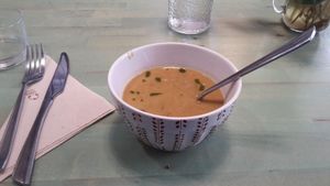 Excellent soup with azuki at Amaranta Biobar in Valencia