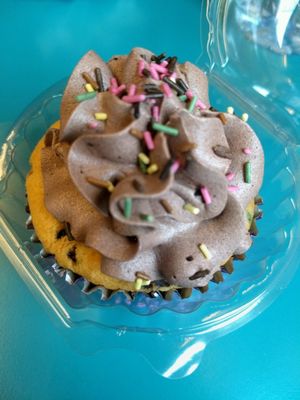 sugar high at Kathy's Deli & Cupcakery in Luxembourg City