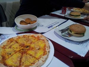 VEGAN PIZZAS BURGER at ZN Pizza in Lille