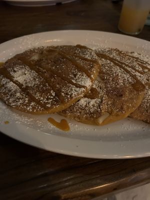 Vegan pumpkin apple pancakes 🎃 🍏 🥞   at Park Avenue Grill in Amityville