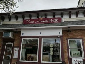 park avenue grill at Park Avenue Grill in Amityville