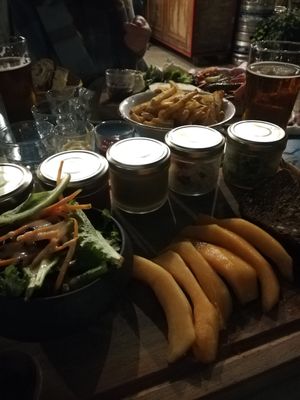 Vegan platter and fries at La Recyclerie in Paris