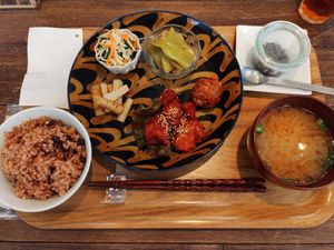 Vegan set menu without dessert at Croissant Marche in Hiroshima