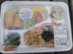 Vegan bento at Croissant Marche in Hiroshima