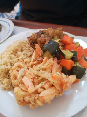 Mixed plate at A Colmeia in Lisbon