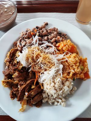  at A Colmeia in Lisbon