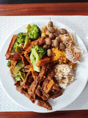  at A Colmeia in Lisbon