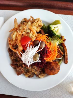  at A Colmeia in Lisbon