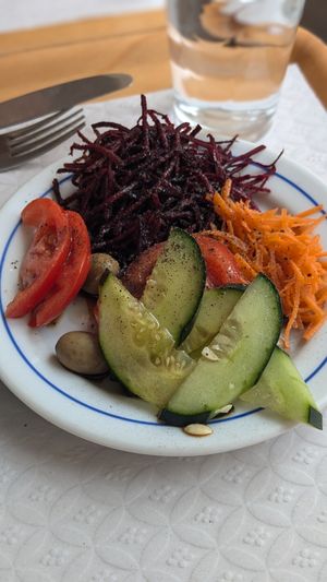 Side Salad at A Colmeia in Lisbon