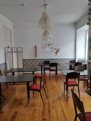 Salon at A Colmeia in Lisbon