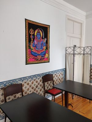 Salon at A Colmeia in Lisbon