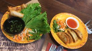 The sides we got, as you see not pretty impressive  at Banana Tree in Oxford