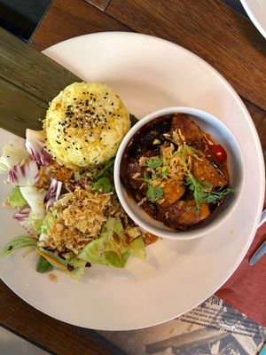 vegan tofu aubergine lunch set (£7.95) at Banana Tree in Oxford