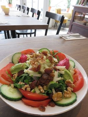 salad at Sanseveria, Bruges
 at Sanseveria Bagelsalon in Bruges