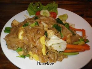 veggie noodles at Ethos in Bangkok