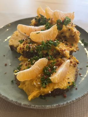 Starter : toast with houmous  at La Clairiere in Lille