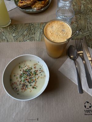   at La Clairiere in Lille