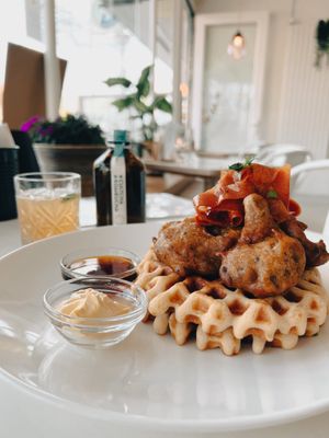 Chick’n waffles  at Veggie Galore in Nijmegen