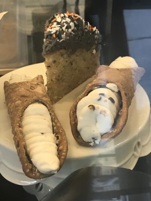 Cannolis at Batter & Crumbs in Philadelphia