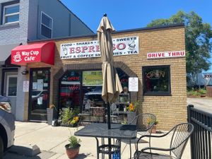 Store front    at Way Cup Cafe in Holland