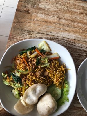 noodles were delicious  at Vegan Bali in Kuta