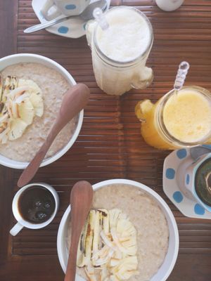 Oatmeal porridge, almost impossible to get at Bali for breakfast at Vegan Bali in Kuta