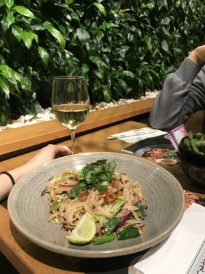 vegan pad thai 🌱 at Wagamama in Bratislava