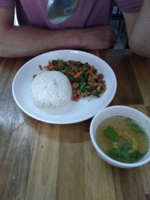 Stir fried mixed meats at Kuan Im Yok in Vientiane