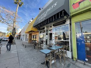 Front  at Happy Days Cafe in Sherman Oaks