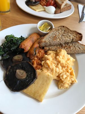 BEFORE I WAS VEGAN
This is the full vegetarian breakfast served at Loudons.  Best one I’ve had. at Loudons Cafe and Bakery - Fountainbridge in Edinburgh