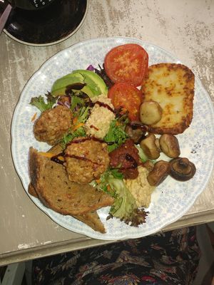 Vegan breakfast at 2Blondescafe  in Springwood