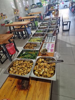 Buffet at BoDe Chay in Phu Quoc