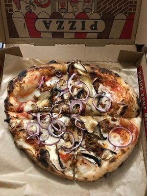 Amazing vegan pizza at Bare Knuckle Pizza in Oakland