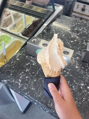 Nectarine sorbet  at Black Peak Gelato in Wanaka