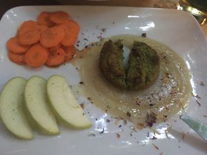 Pea flan with leek sauce at OH Ficomaeco in Brescia