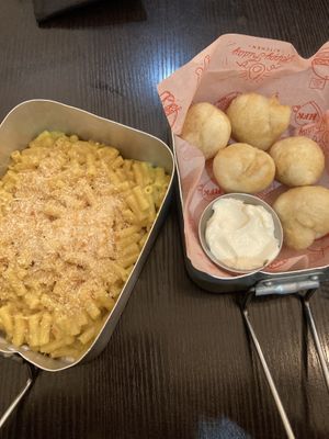 Mac and cheese + cheesy dough balls #Veganuary at Happy Friday Kitchen  in Oxford
