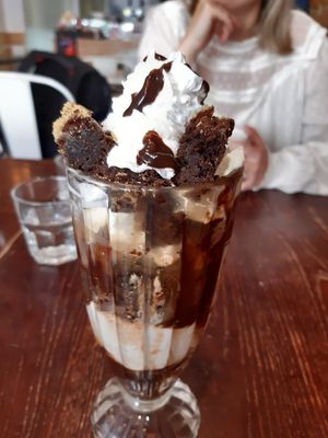 New York cheesecake sundae at Happy Friday Kitchen  in Oxford