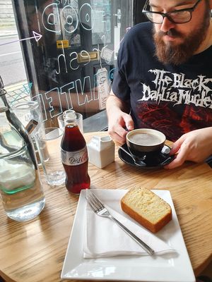 Lemon loaf cake and a few drinks at Bean Social in Durham