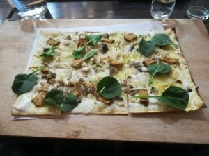 Vegan flamekuche at Les Afflames in Strasbourg