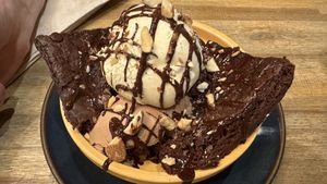 Brownie sundae   at Sage Regenerative Kitchen in Pasadena