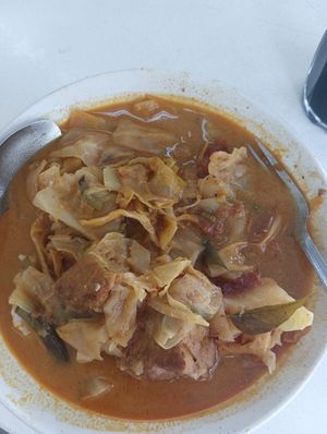 Lontong at Yuan Su Shi Vegetarian Stall in East Singapore