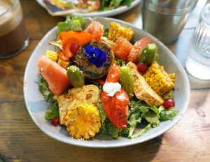 summer bowl 2021 at Aujourd'hui Demain Cafe in Paris