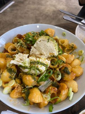 Buratta mac'n'cheese at Aujourd'hui Demain Cafe in Paris