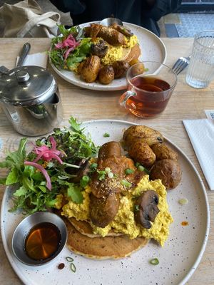 Breakfast pancakes - weekend special at Aujourd'hui Demain Cafe in Paris