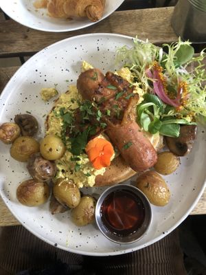 Pancakes mix  at Aujourd'hui Demain Cafe in Paris