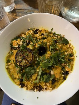 Season bowl 🥣  #Veganuary at Aujourd'hui Demain Cafe in Paris