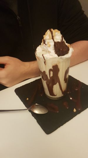 Ultimate freakshake at Aujourd'hui Demain Cafe in Paris